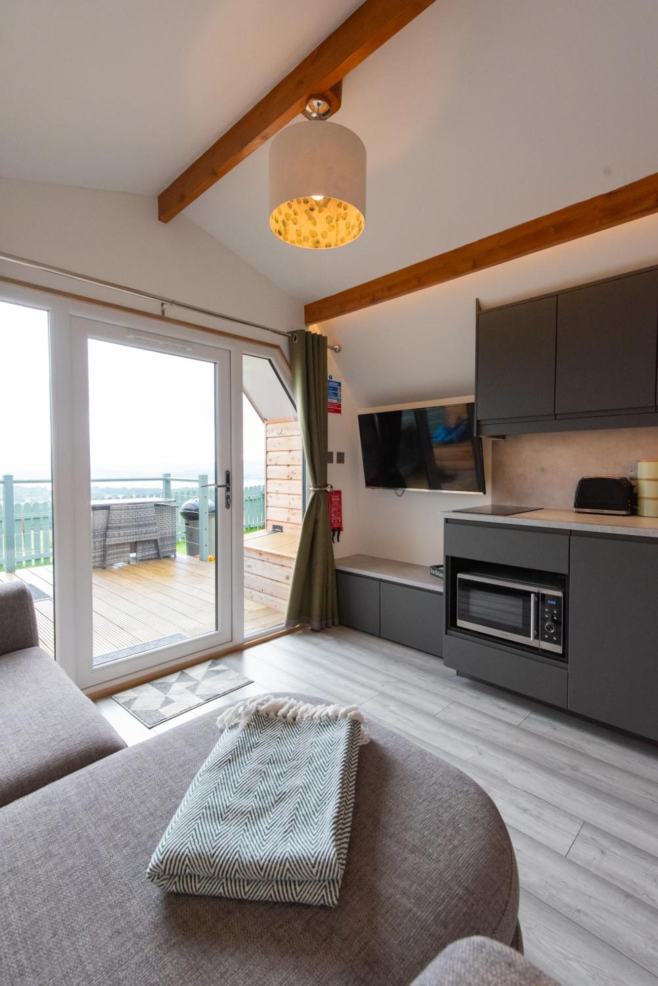 Bonnie Barns - Adults Only Luxury Lodges With Hot Tubs Luss Exterior foto